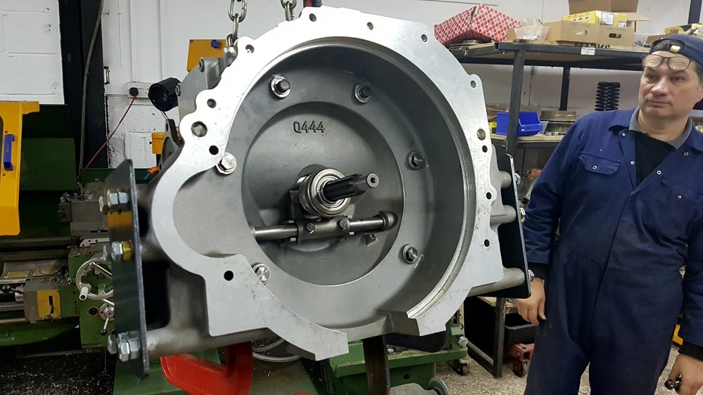 XJ13, Building The Legend, Neville Swales, Jaguar, Jaguar XJ13, Bellhousing